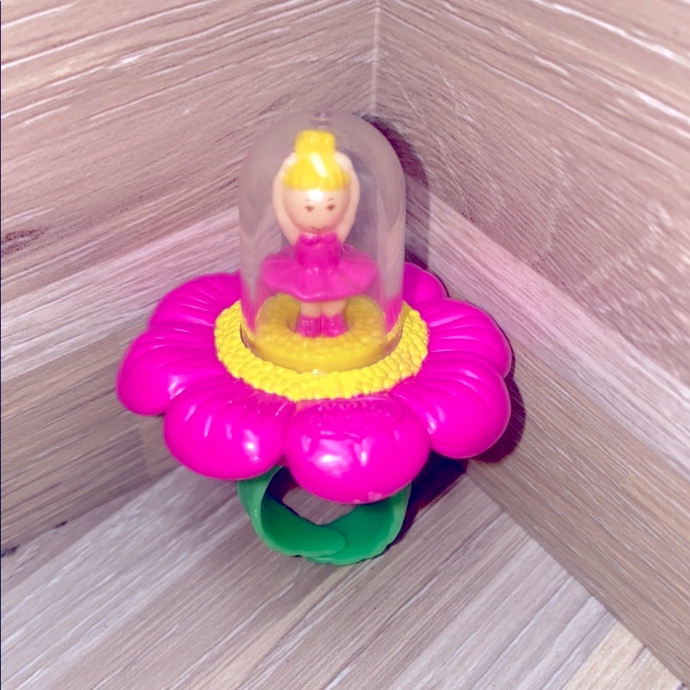 Polly Pocket vintage bluebird toys Pink and Green Lotus Doll Platform spin ring